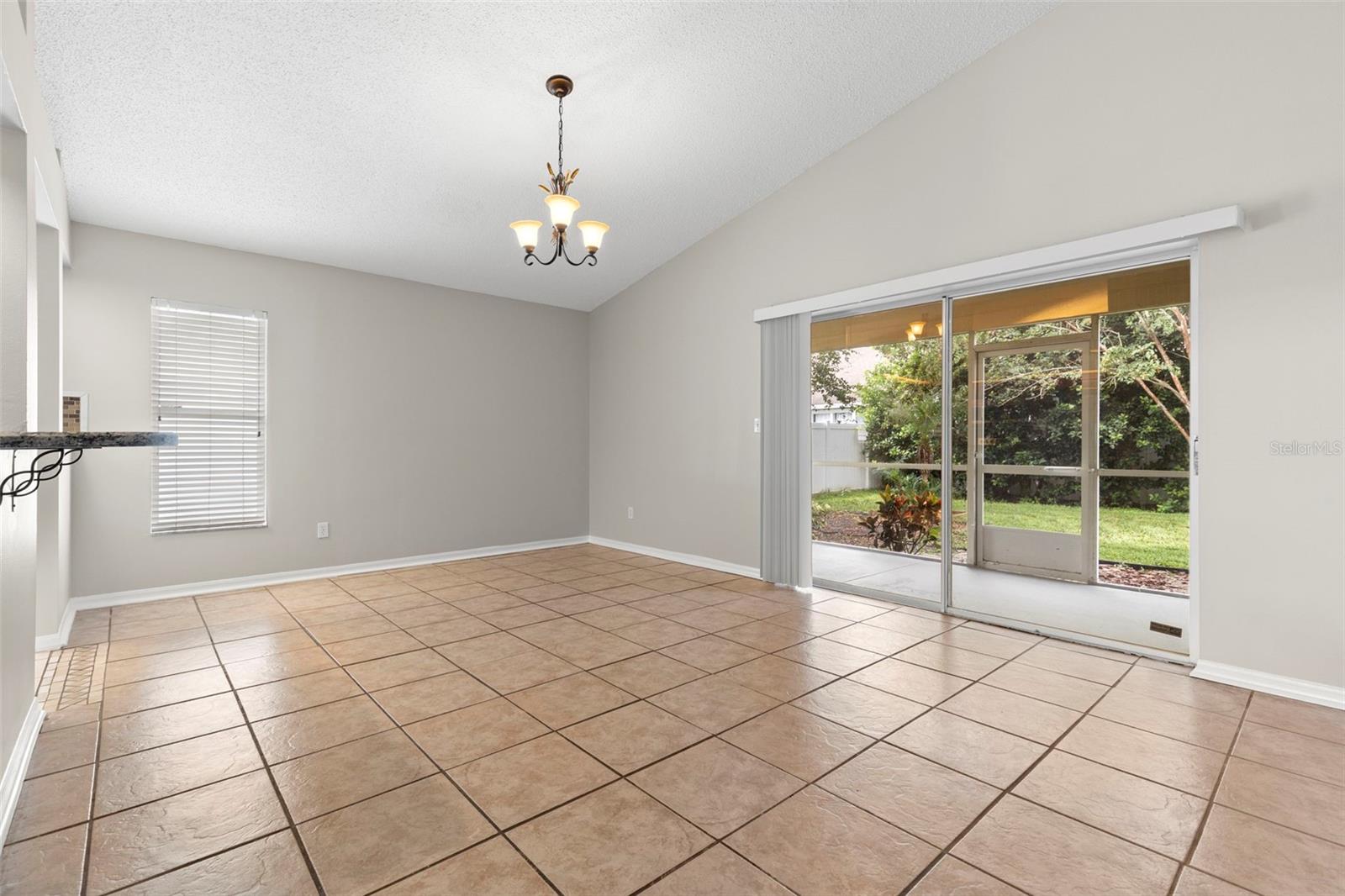 17504 WOODTHRUSH PL — photo 8