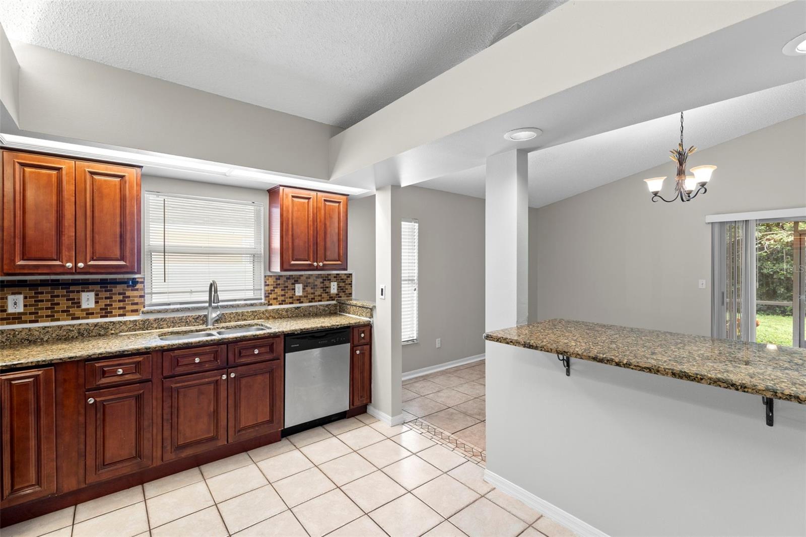 17504 WOODTHRUSH PL — photo 14