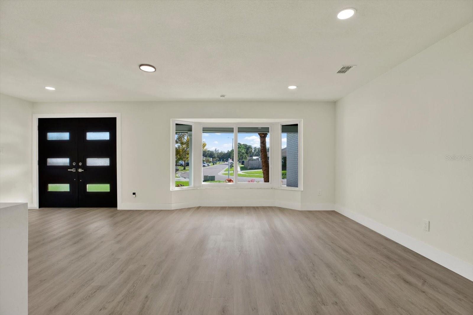 720 SAILFISH DR — photo 2