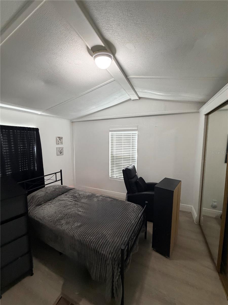 17327 TROJANTOWN DR — photo 13