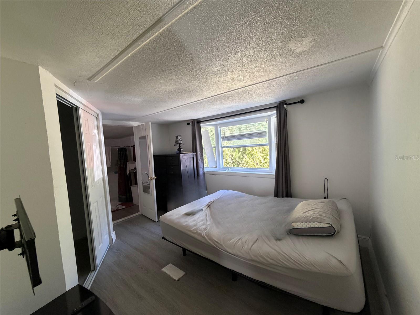 17327 TROJANTOWN DR — photo 12