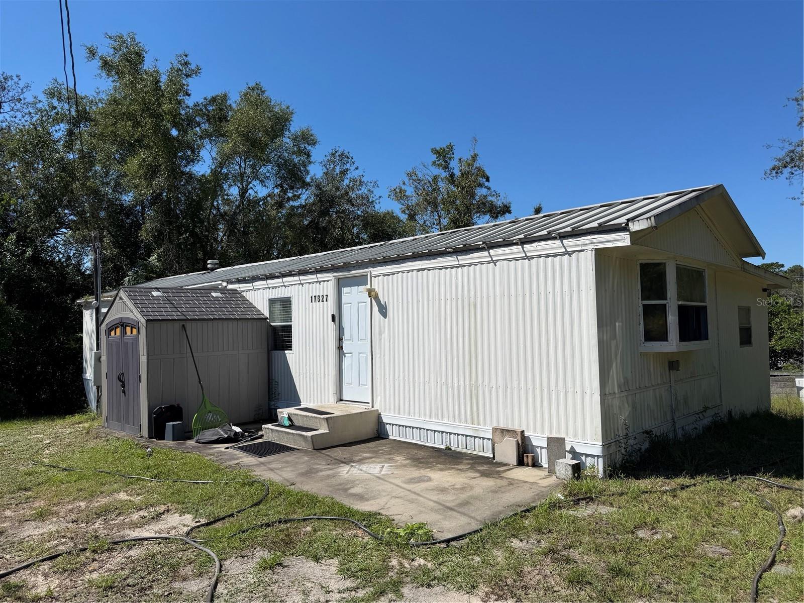 17327 TROJANTOWN DR — photo 2