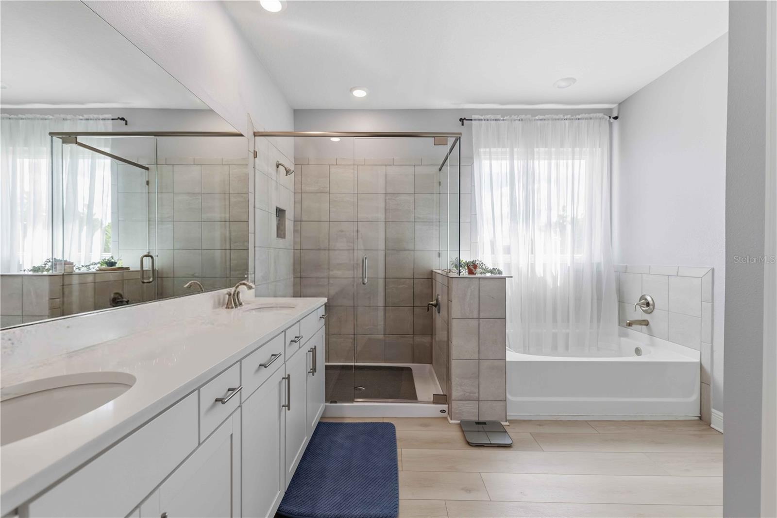 17604 BARLEY DR — photo 25