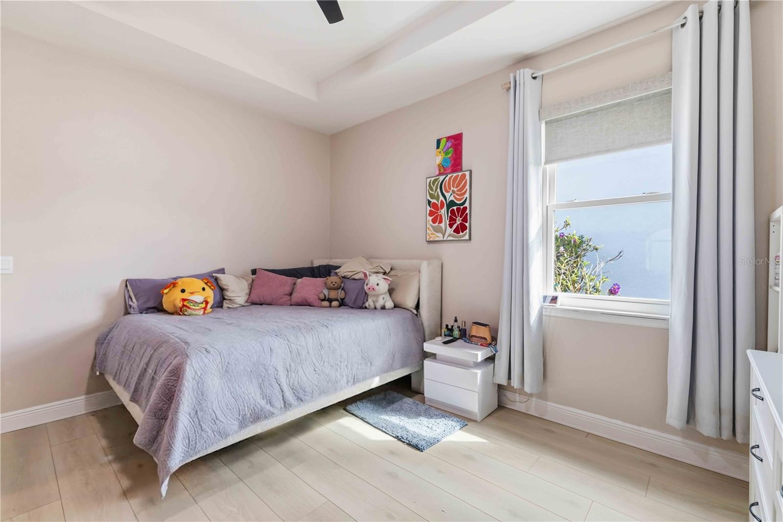 17604 BARLEY DR — photo 32