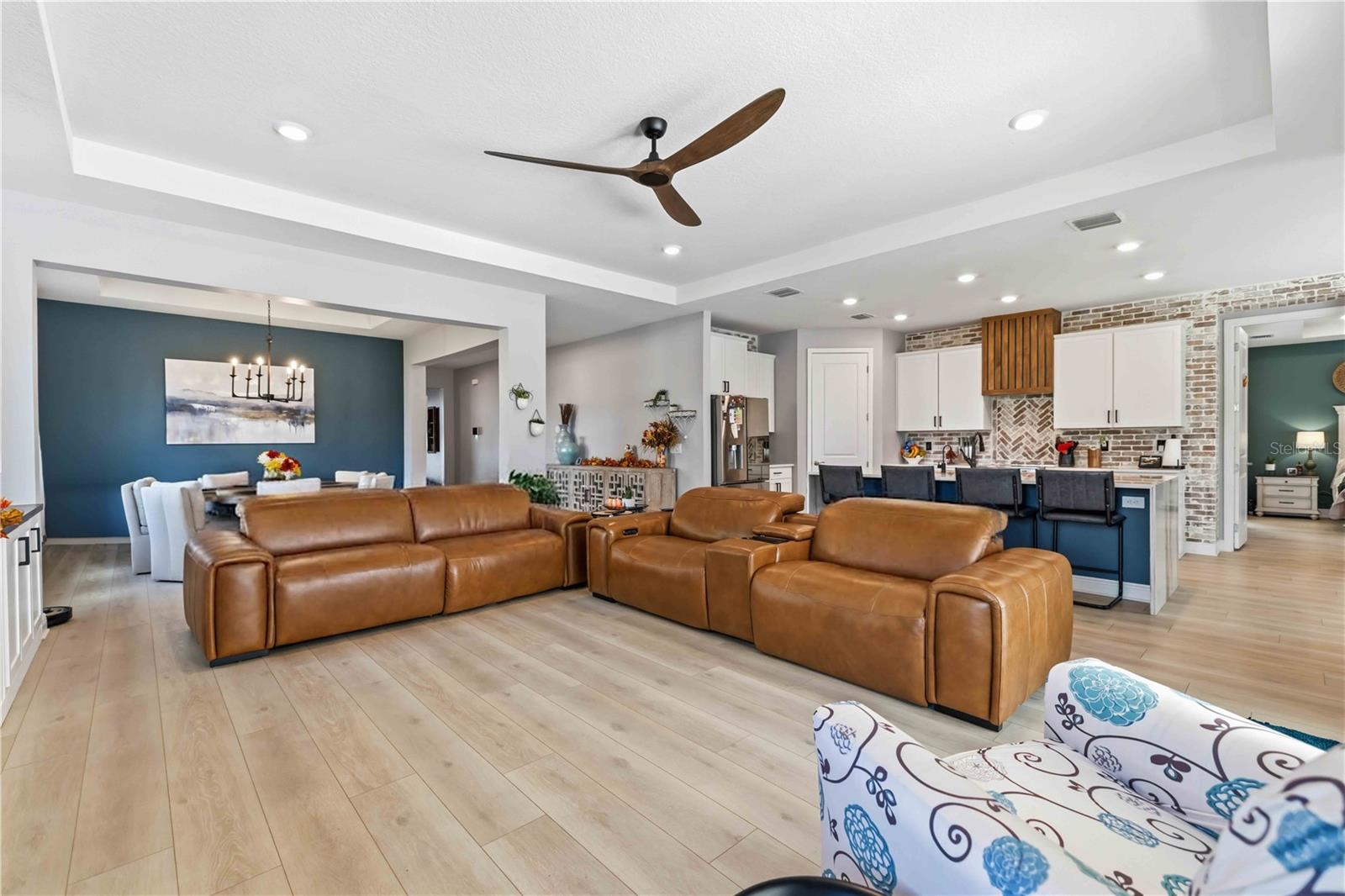 17604 BARLEY DR — photo 17