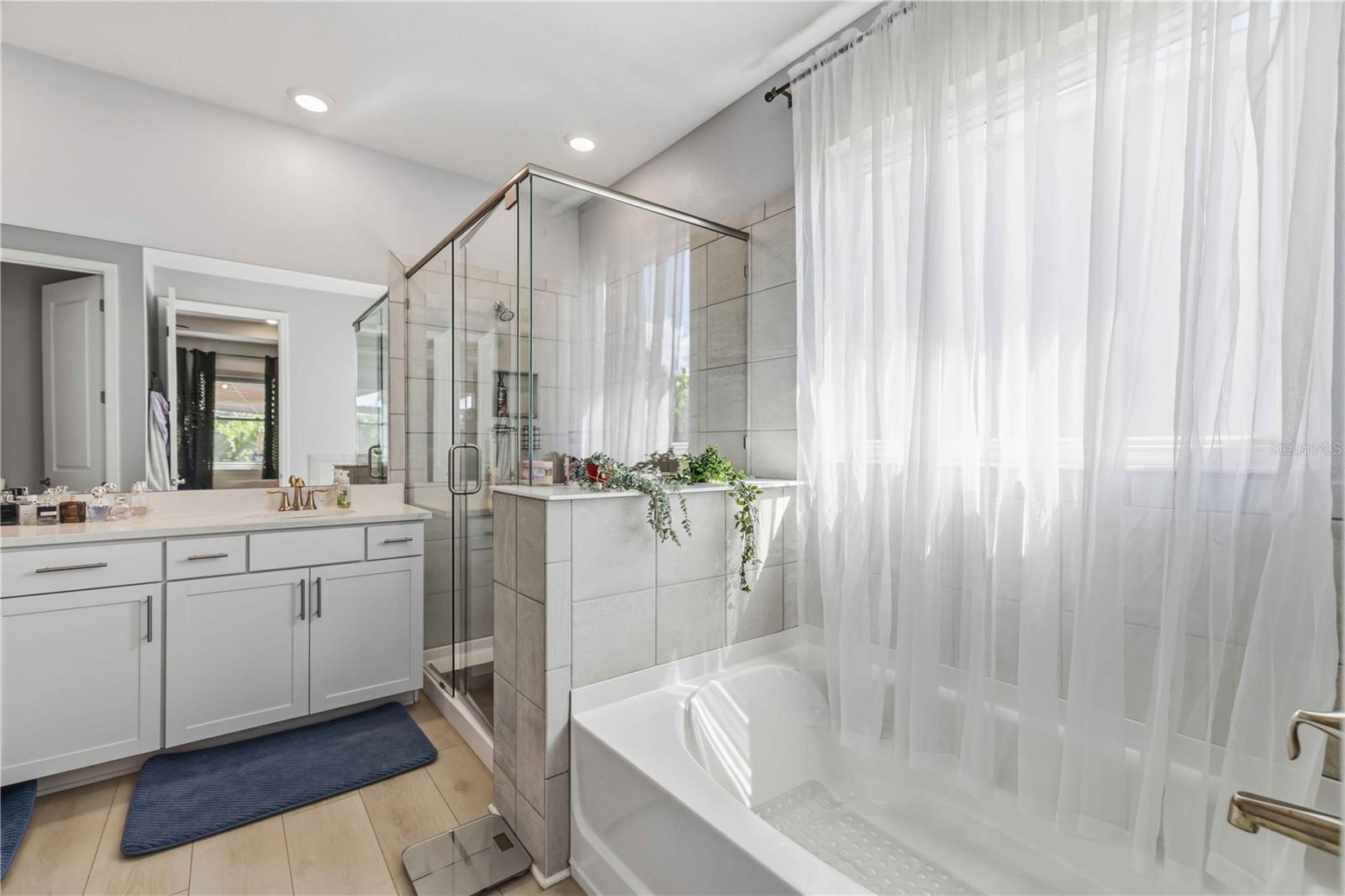 17604 BARLEY DR — photo 24