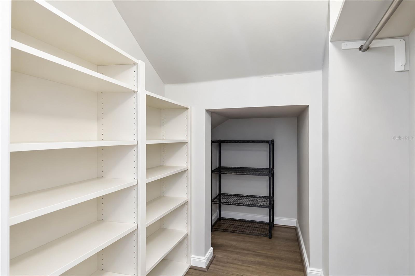 1511 NAPOLI DR E — photo 17