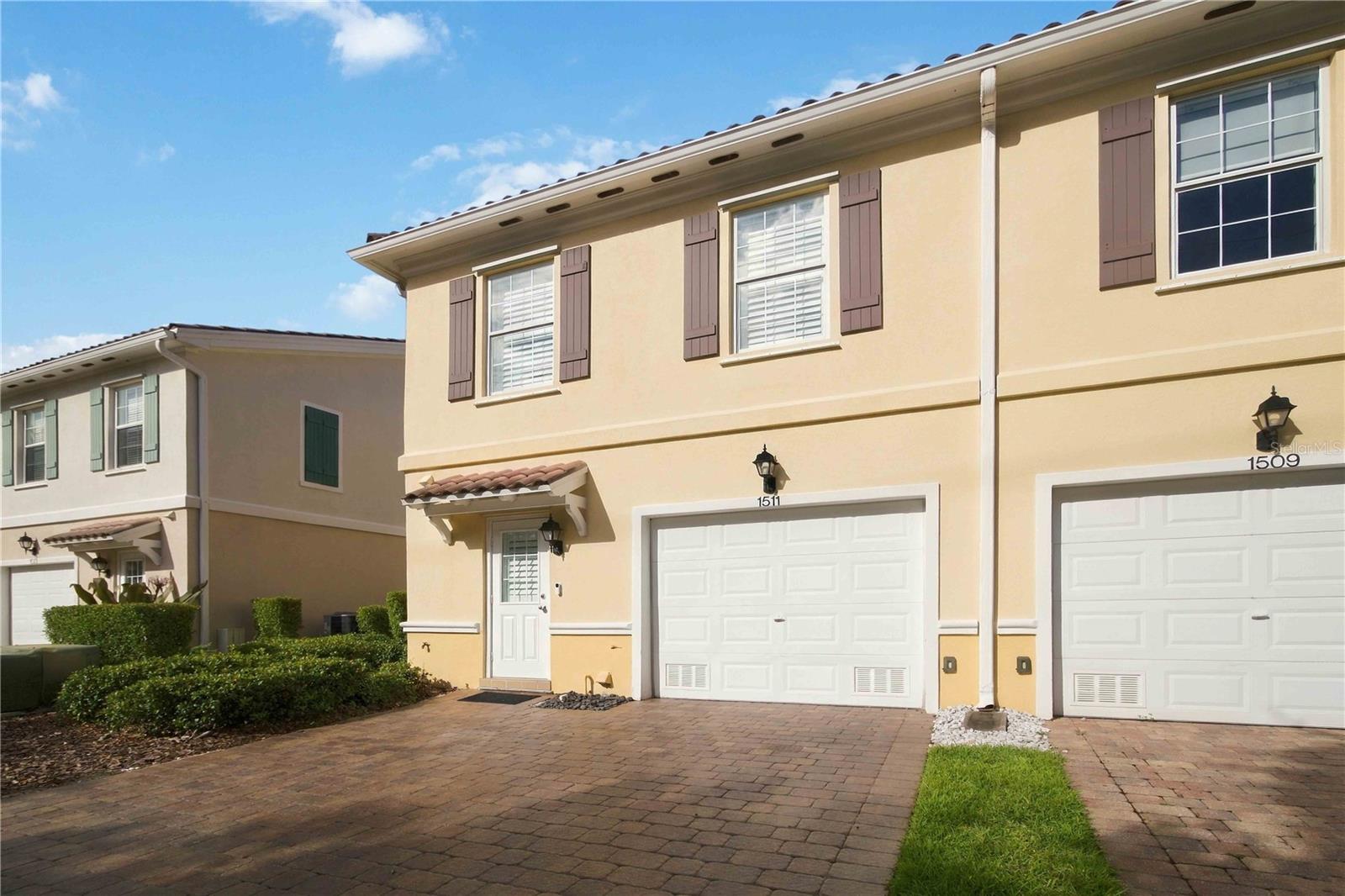1511 NAPOLI DR E — photo 32