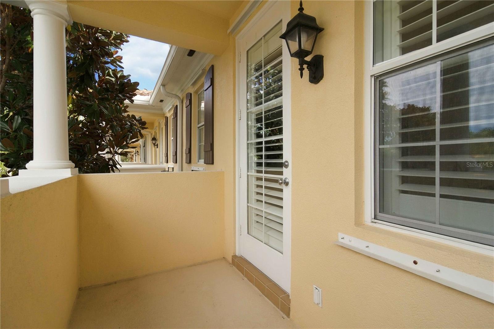 1511 NAPOLI DR E — photo 29