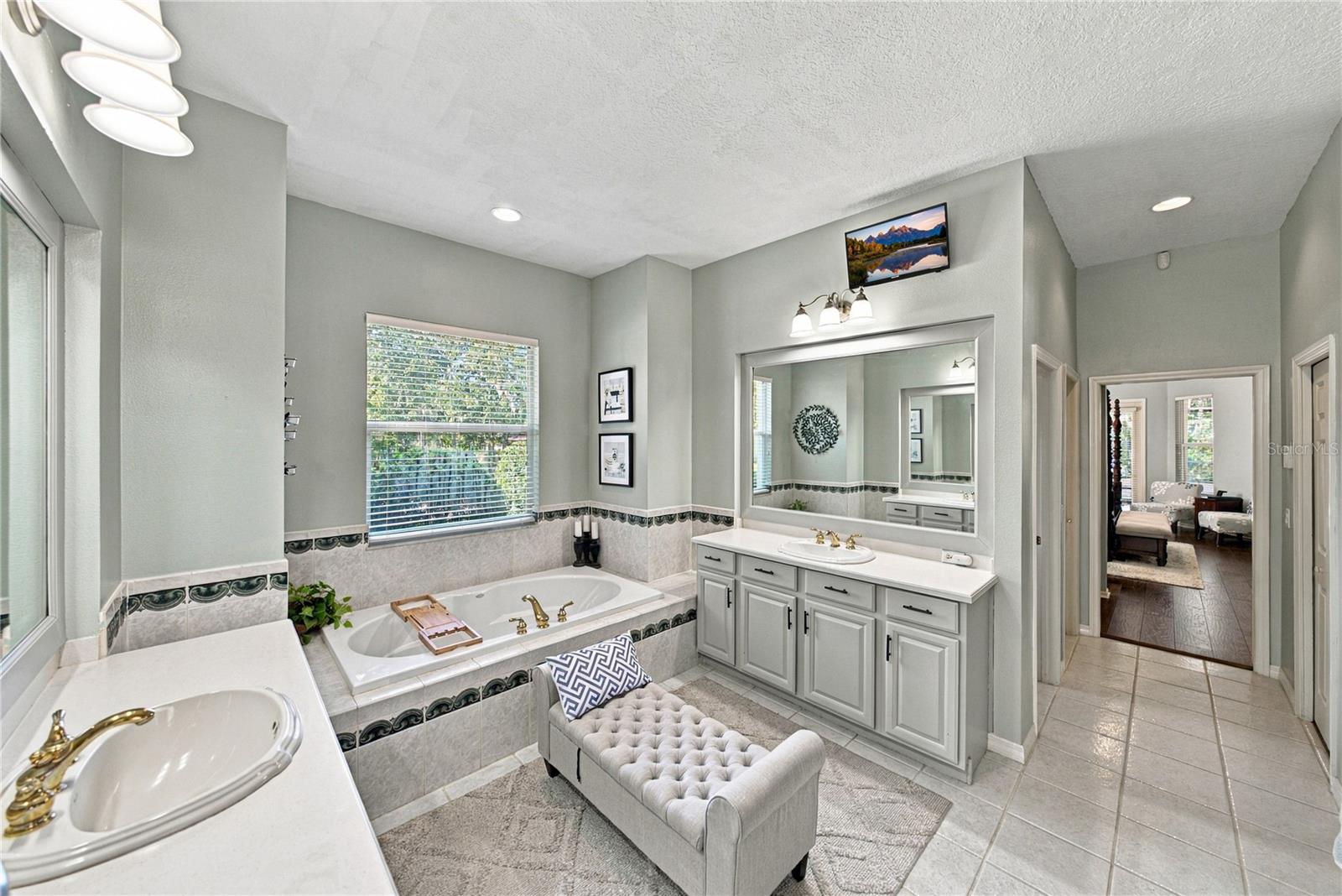 6010 KESTREL POINT AVE — photo 54