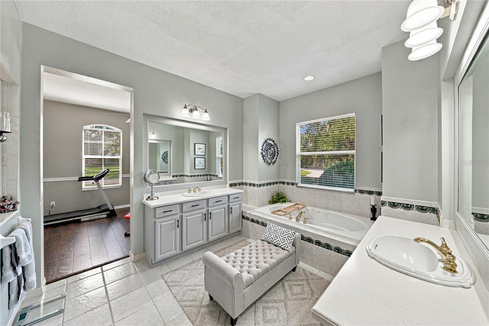 6010 KESTREL POINT AVE — photo 52