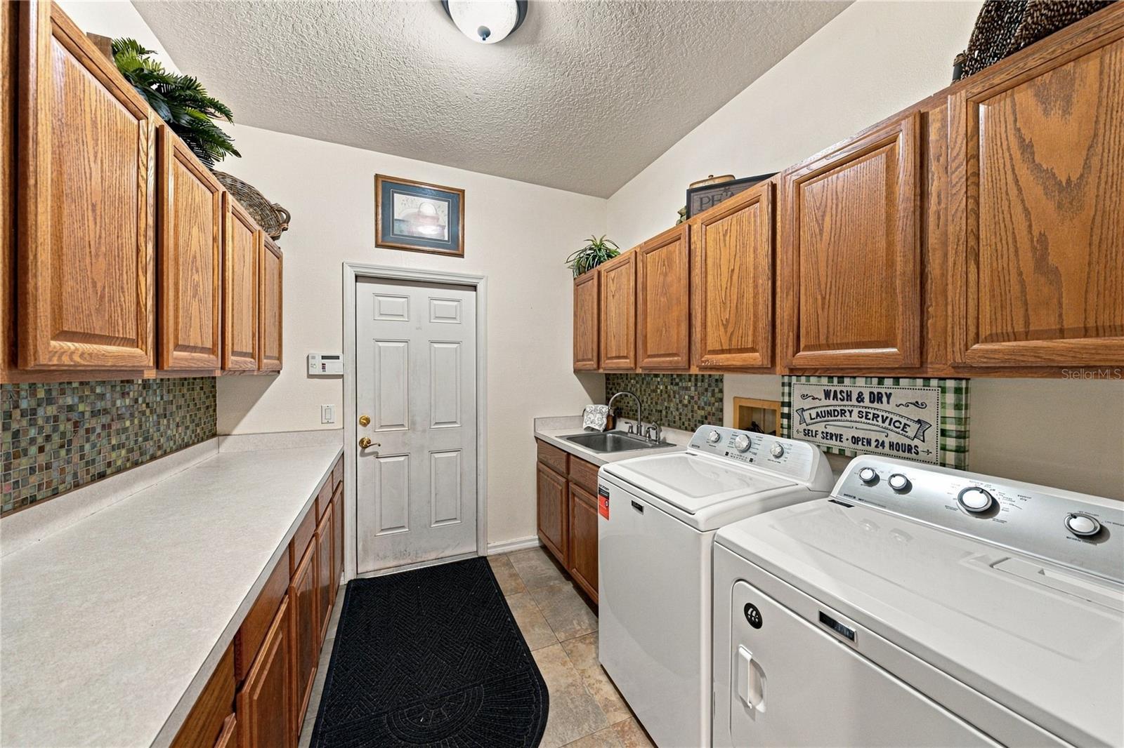 6010 KESTREL POINT AVE — photo 20