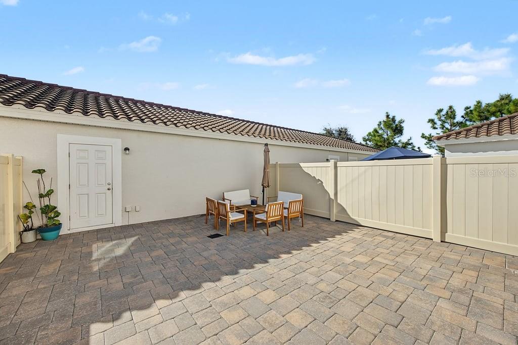 2595 FENCEPOST DR — photo 31