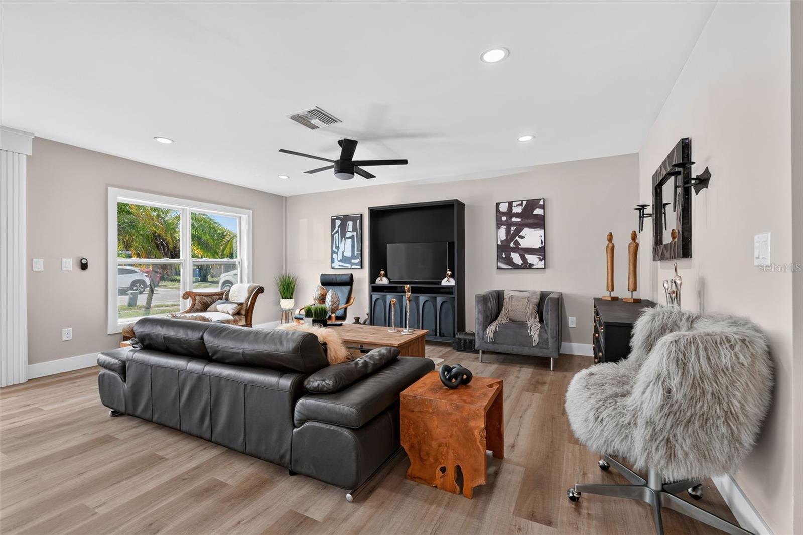 1210 CASA BONITA AVE — photo 18