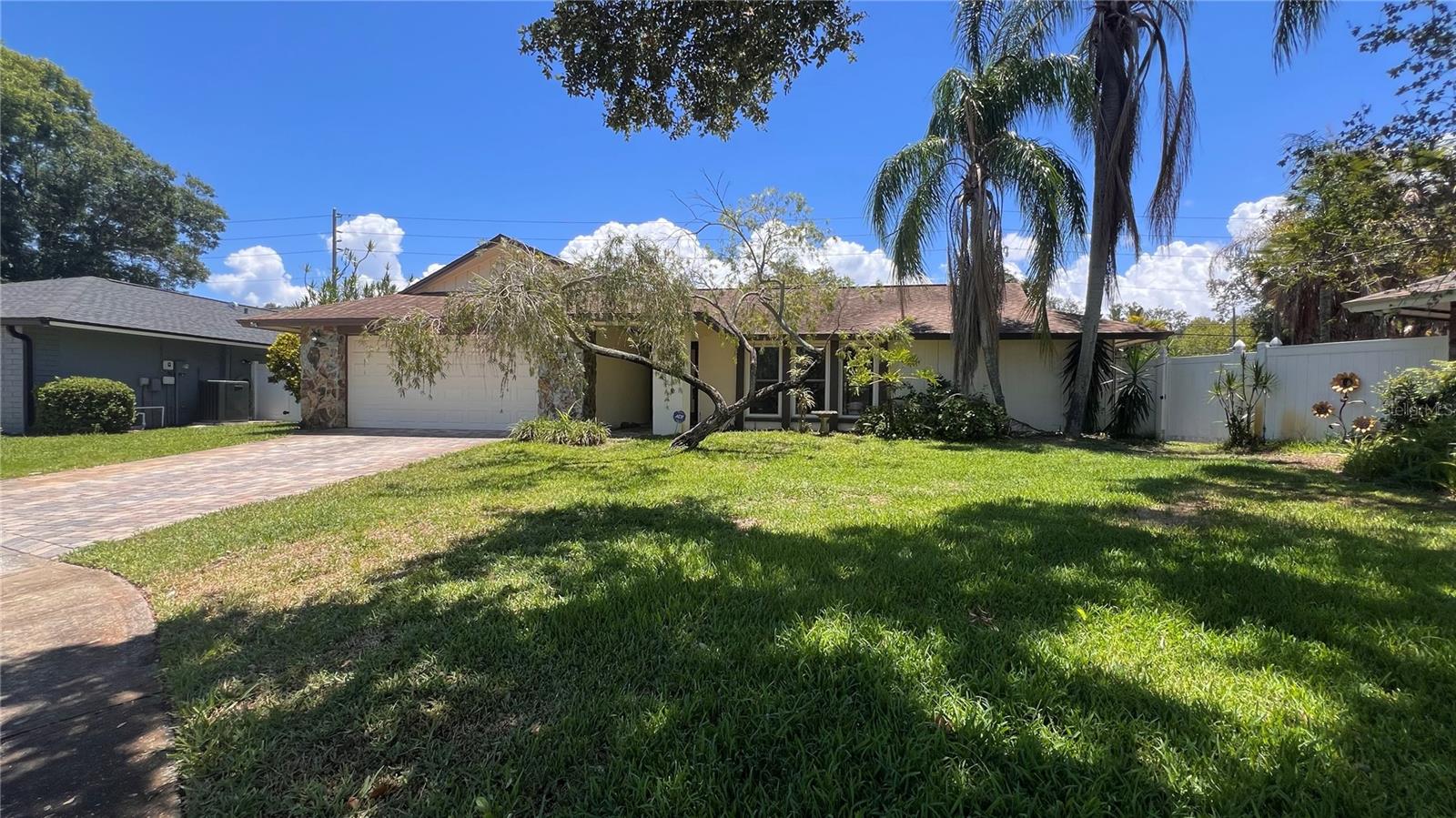 10007 LINDEN PLACE DR — photo 9