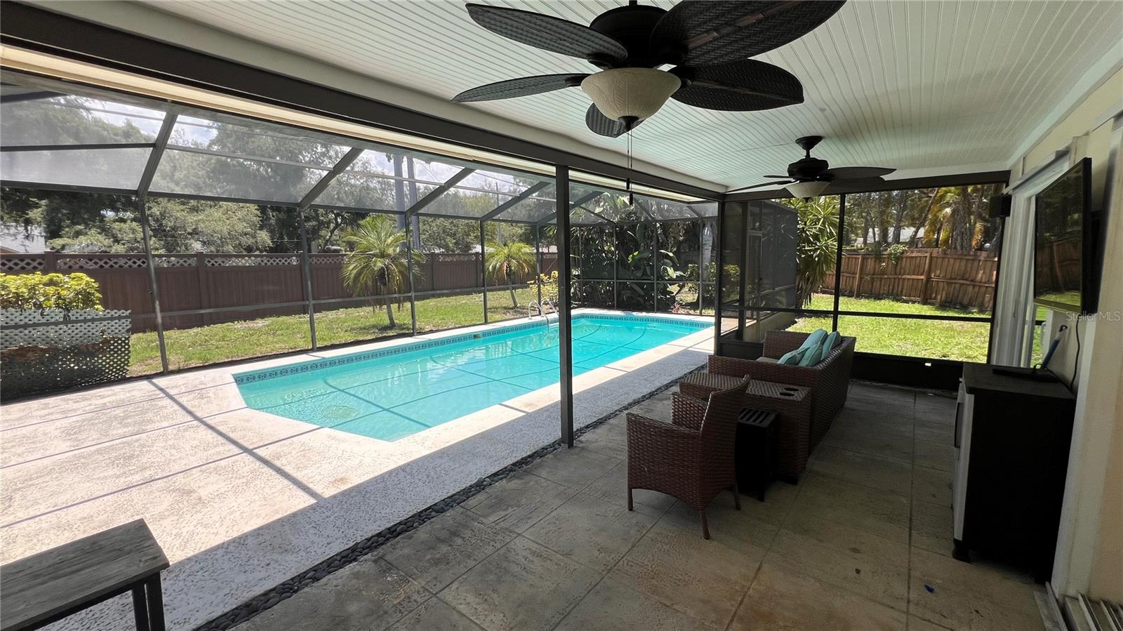 10007 LINDEN PLACE DR — photo 10