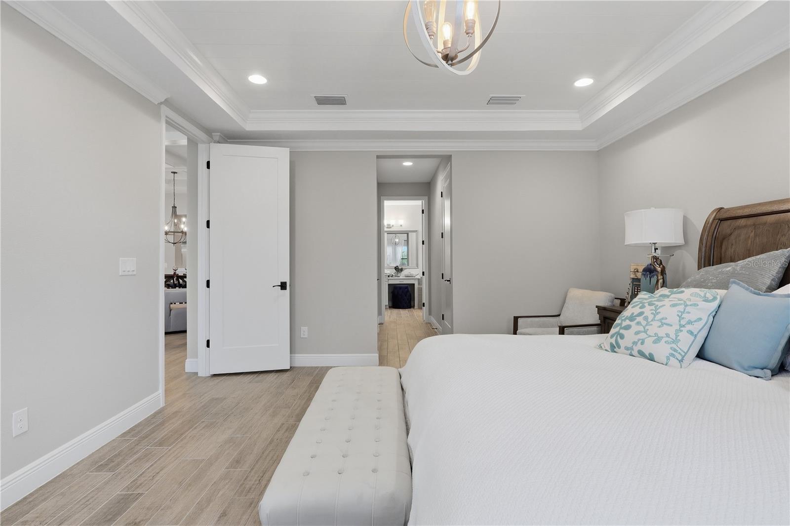 14608 RED CASTLE AVE — photo 28