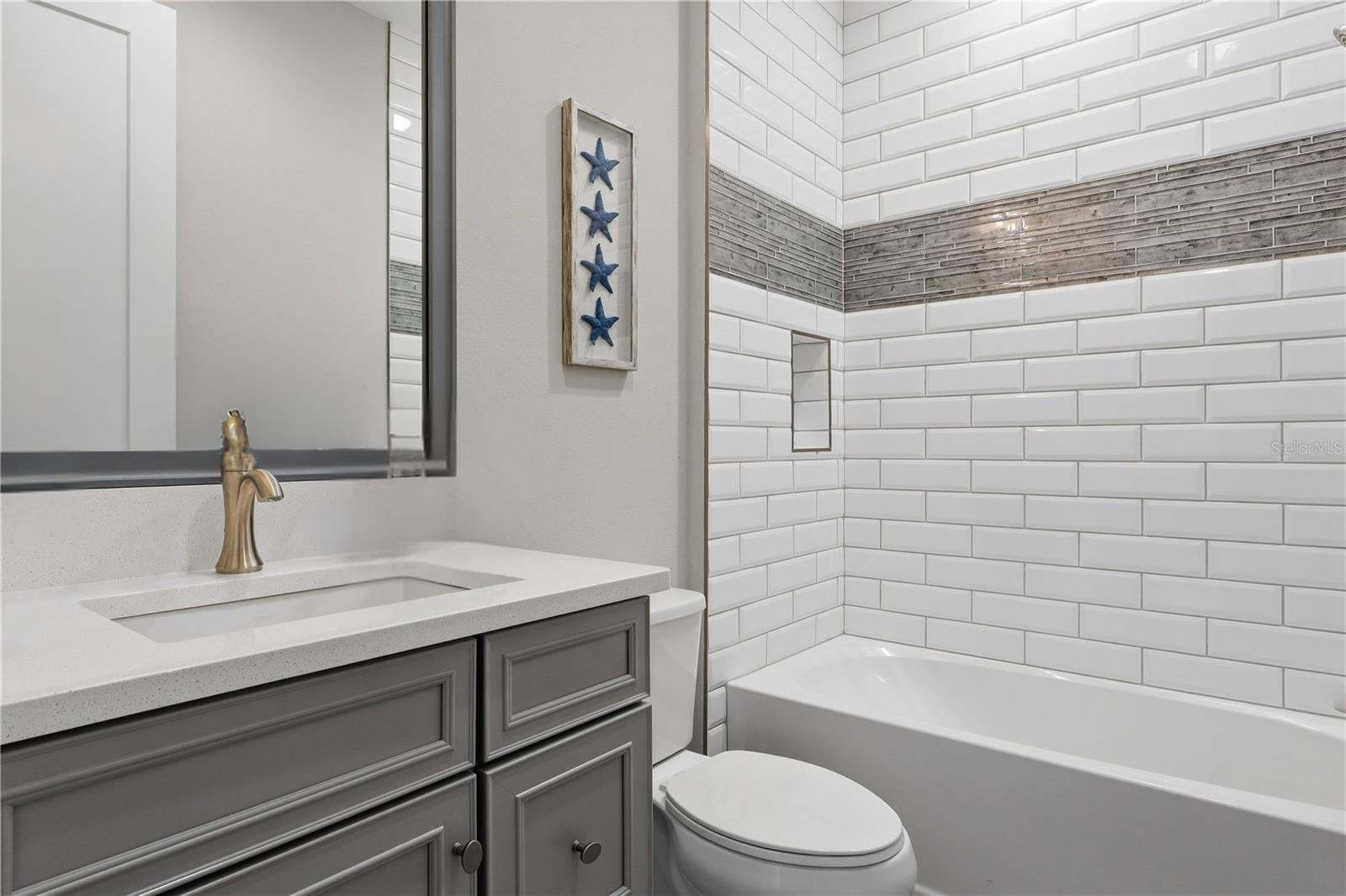 14608 RED CASTLE AVE — photo 33