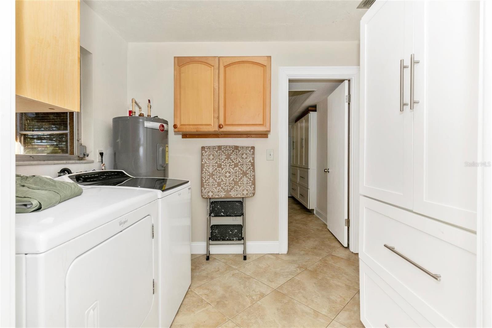 3039 CHASE CIR — photo 41