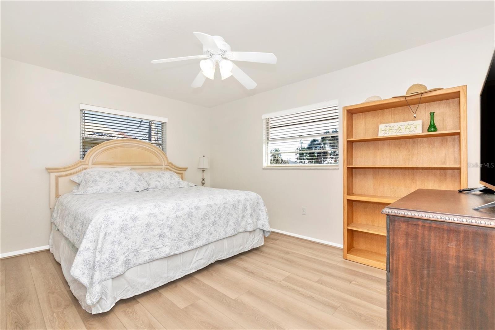 3039 CHASE CIR — photo 35