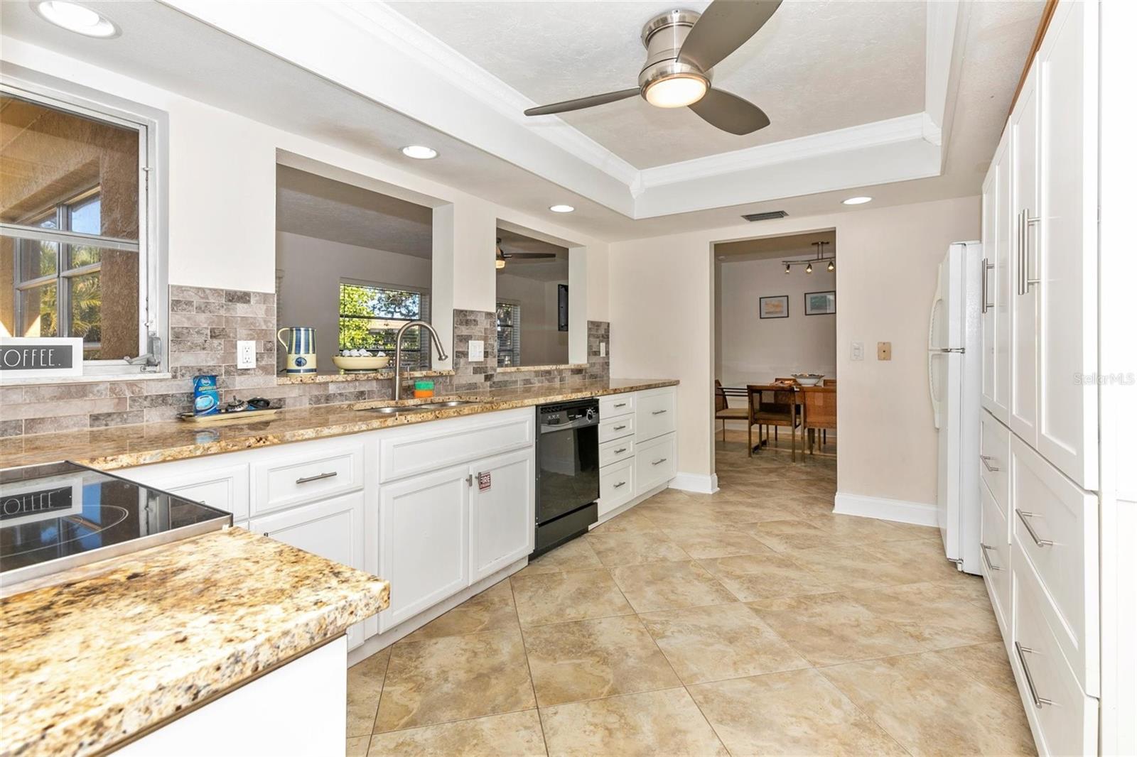 3039 CHASE CIR — photo 25