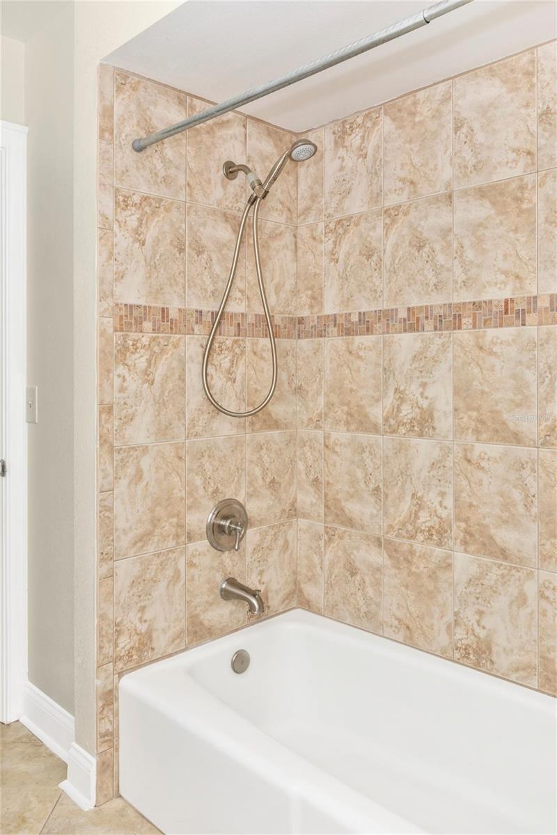 3039 CHASE CIR — photo 38
