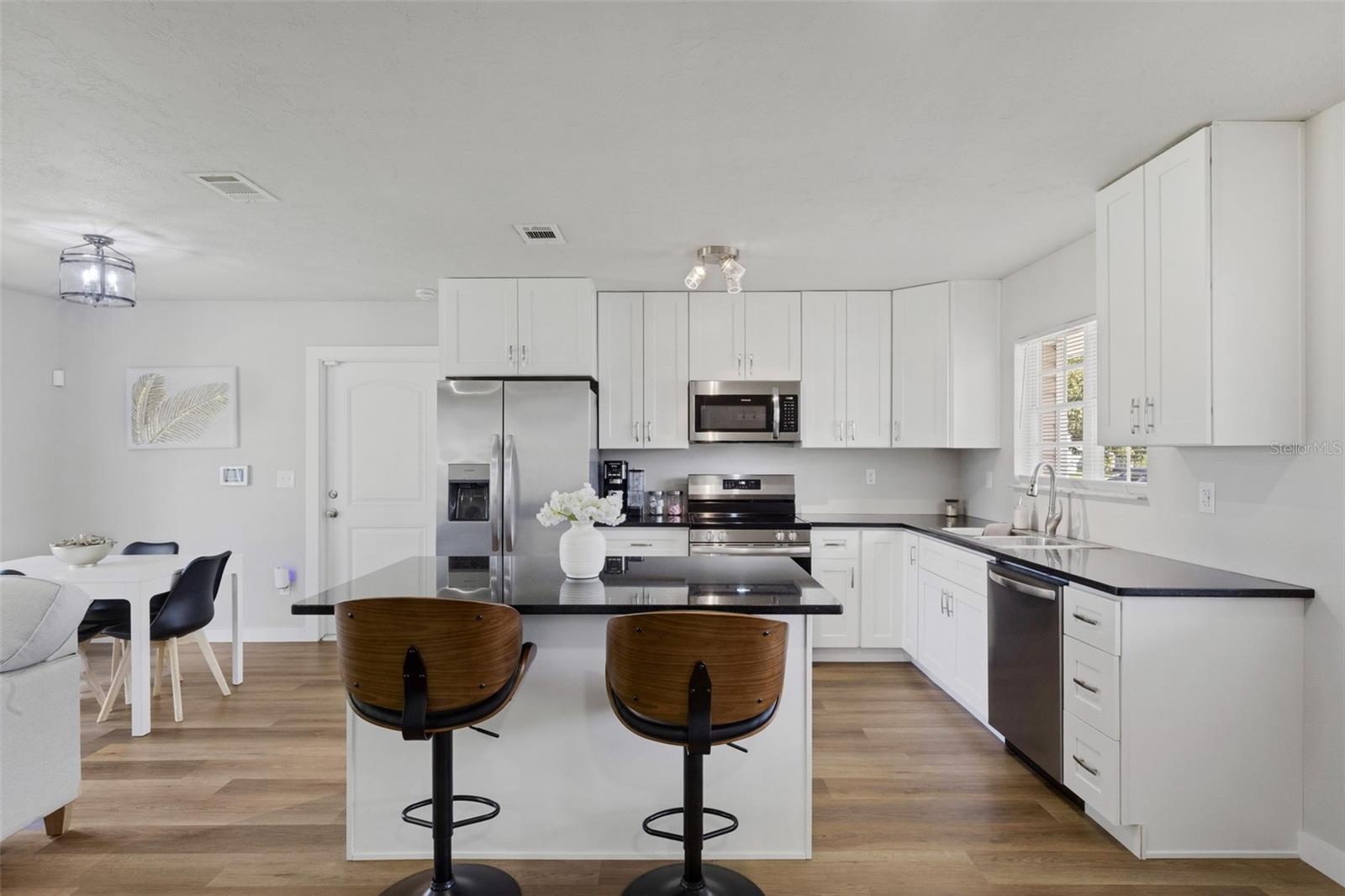 7595 BERWICK ST — photo 13