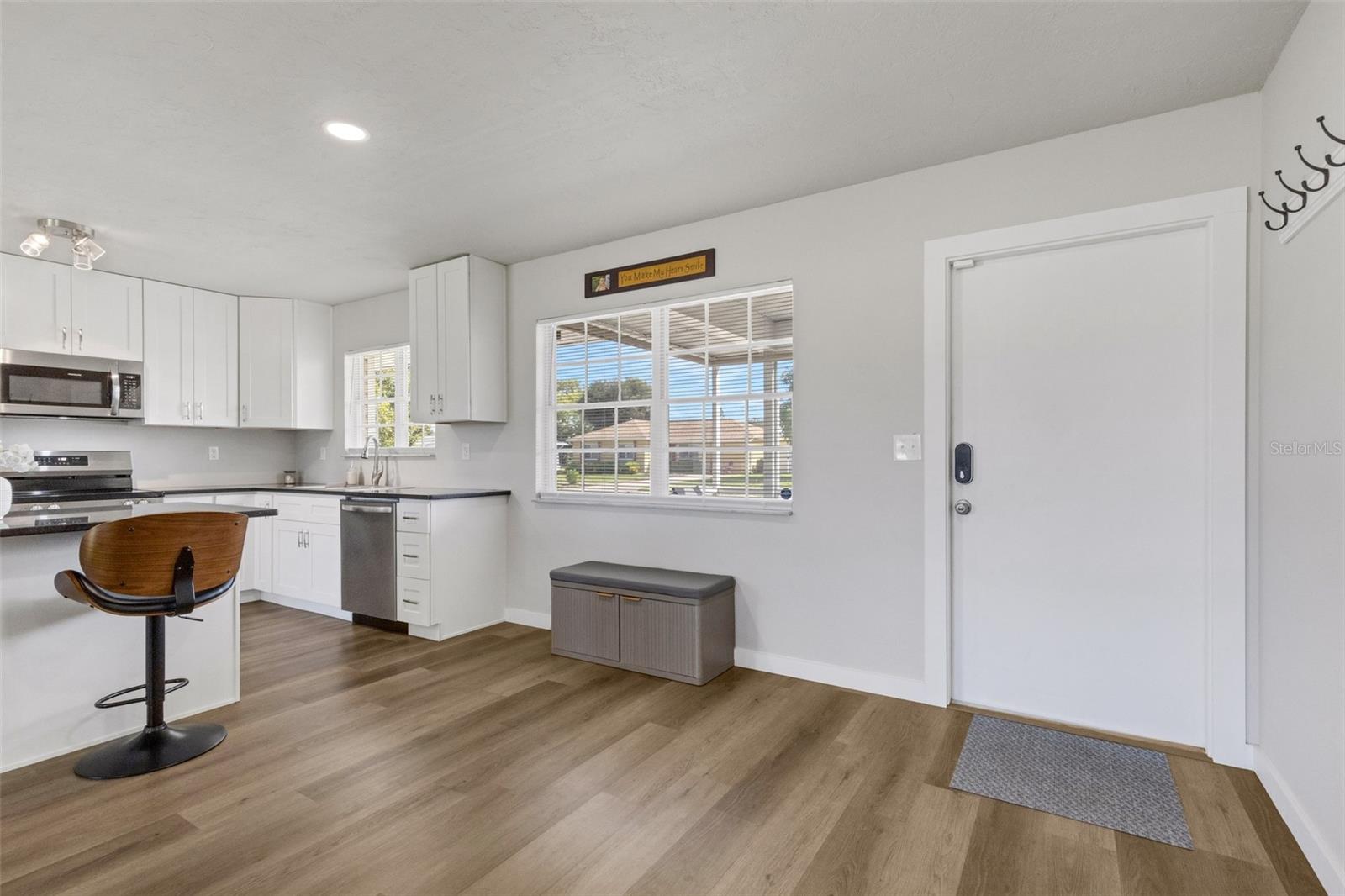 7595 BERWICK ST — photo 4