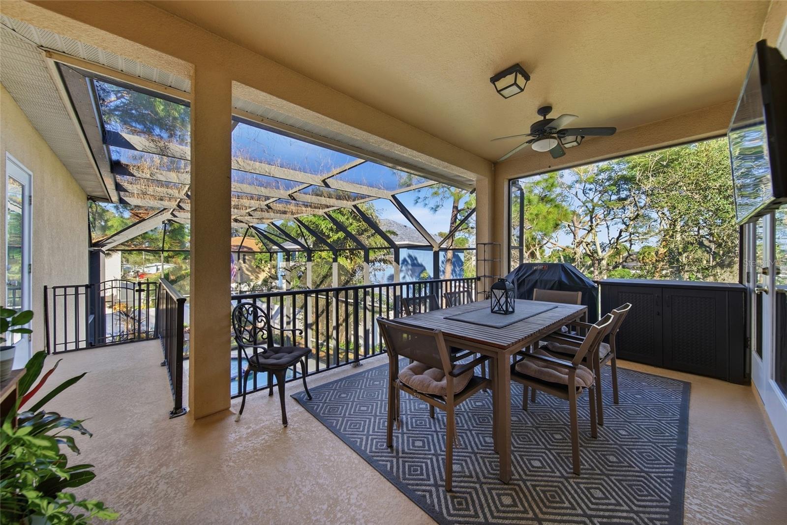 1212 CASTLE TER — photo 32