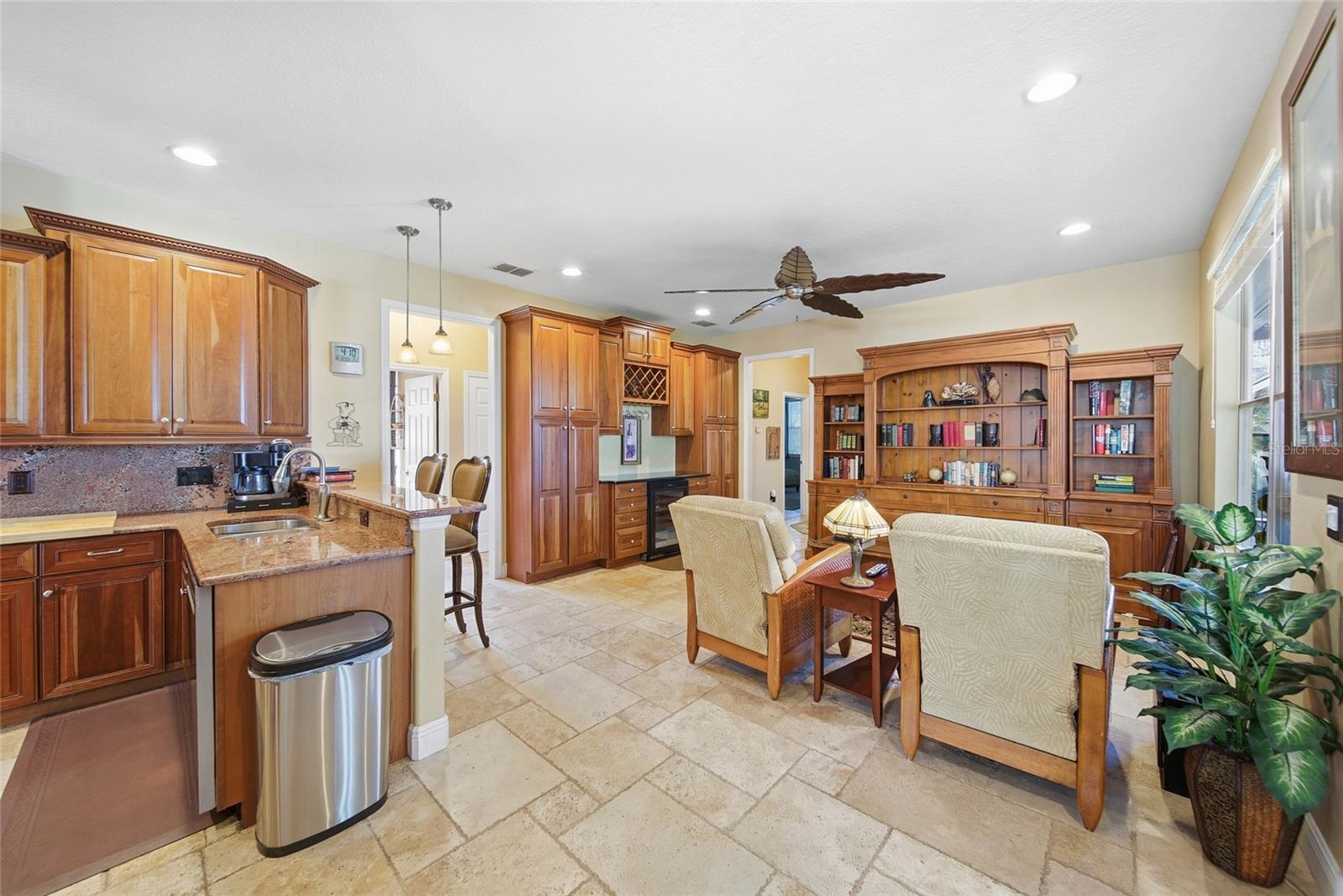 1212 CASTLE TER — photo 16