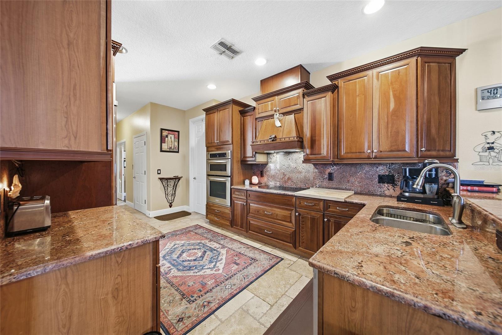 1212 CASTLE TER — photo 13
