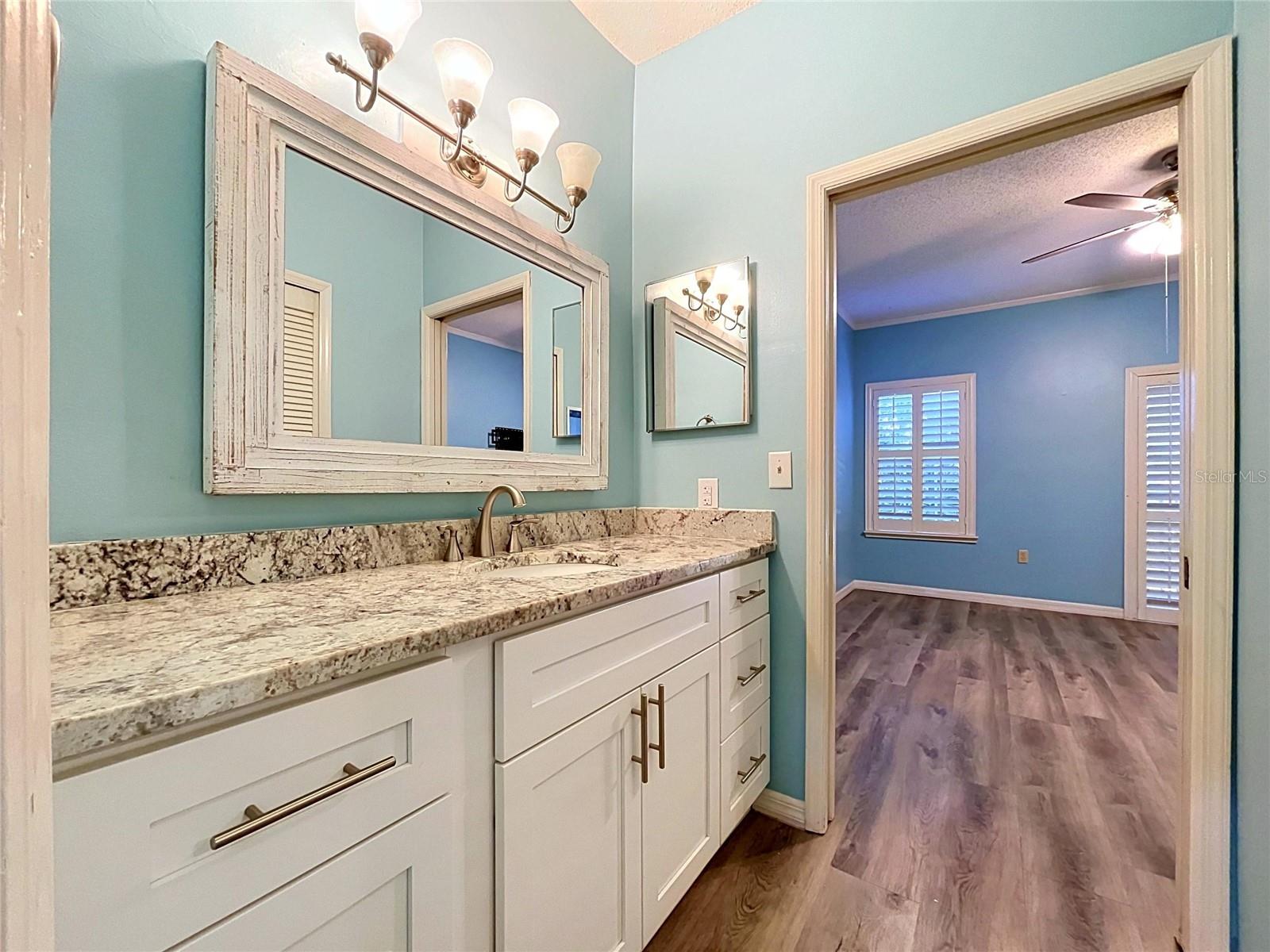 8350 SAVANNAH TRACE CIR #102 — photo 61