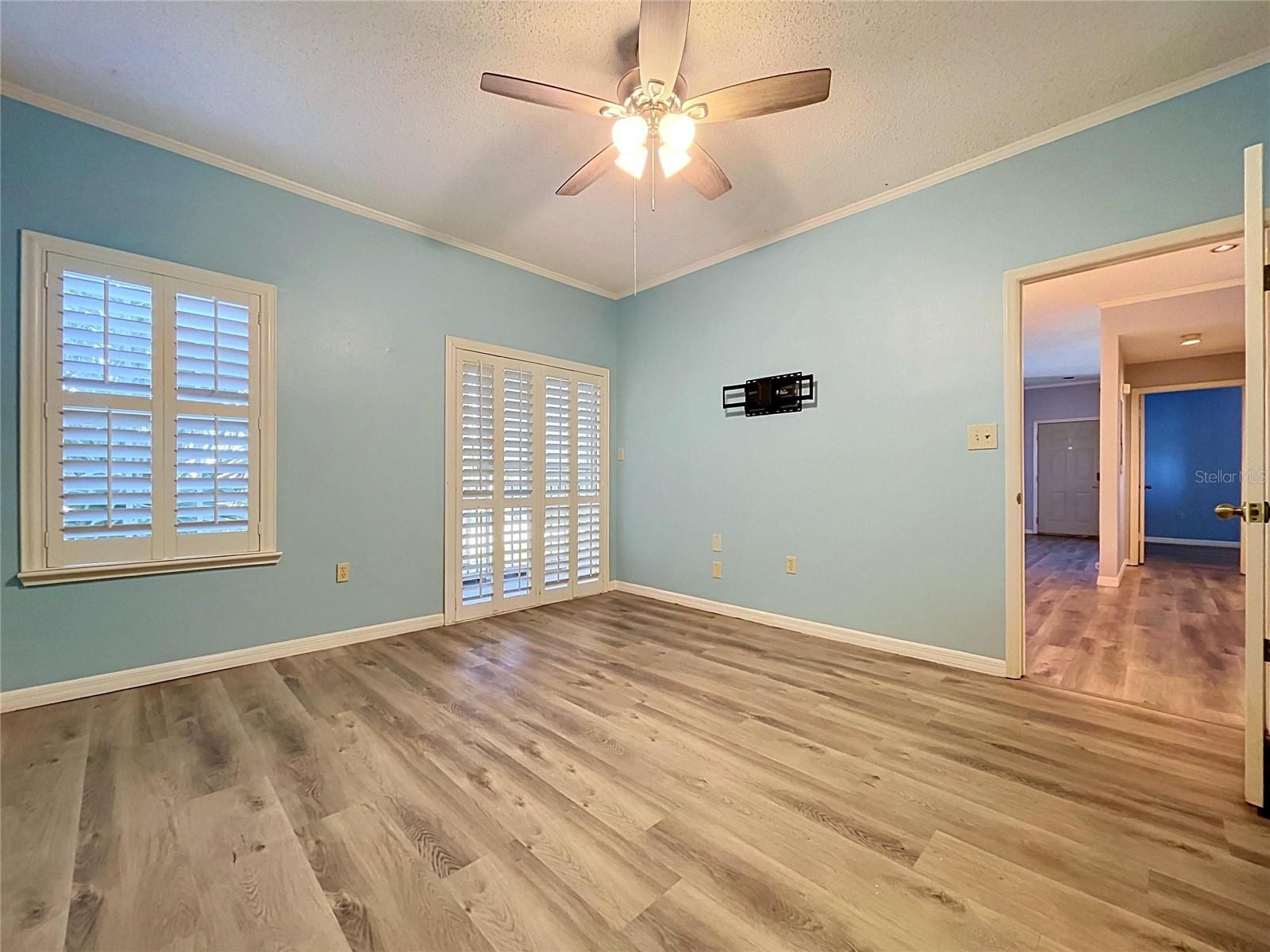 8350 SAVANNAH TRACE CIR #102 — photo 59