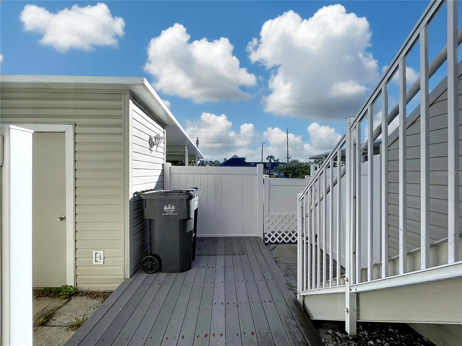 8350 SAVANNAH TRACE CIR #102 — photo 6