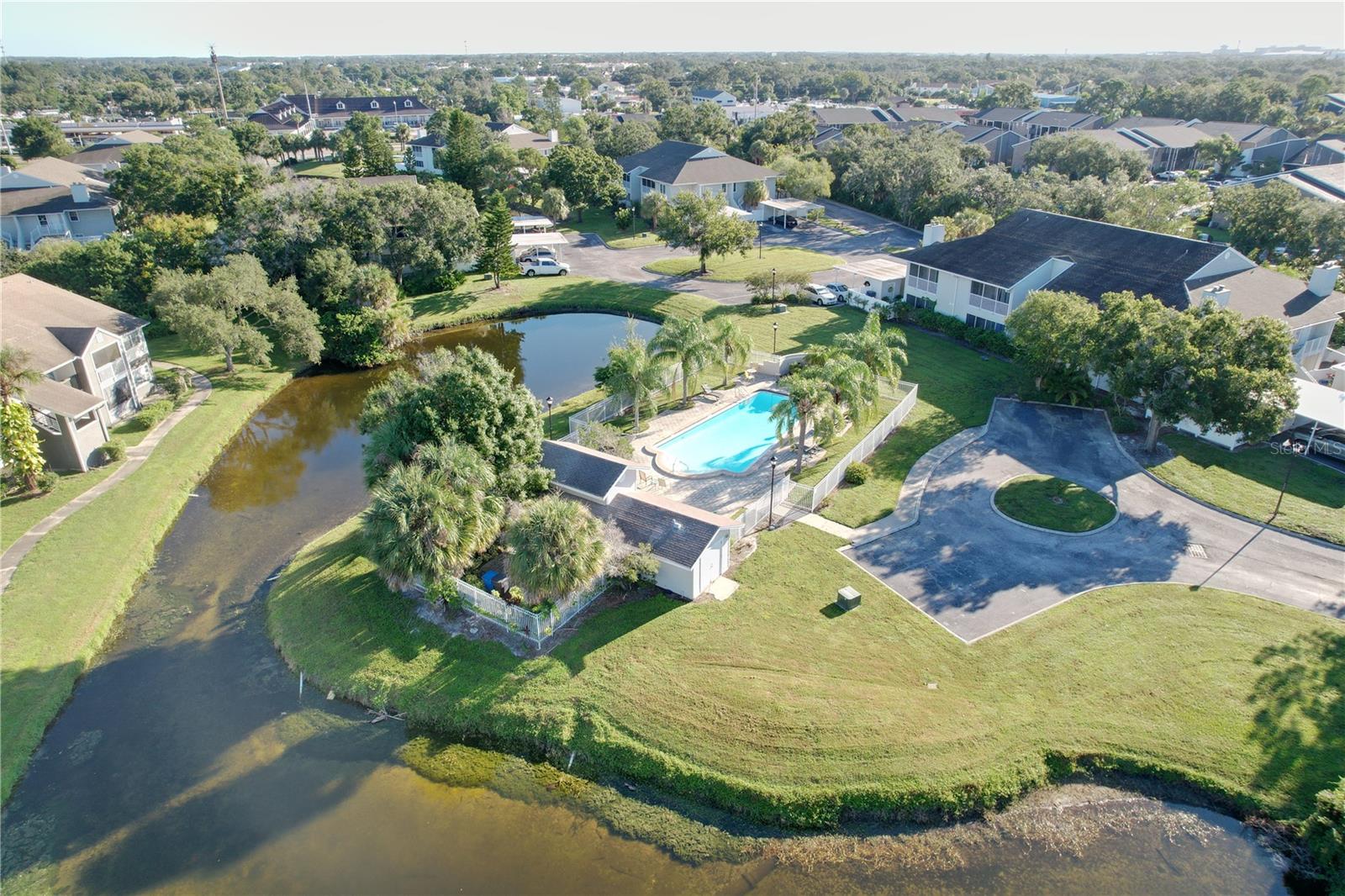 8350 SAVANNAH TRACE CIR #102 — photo 98