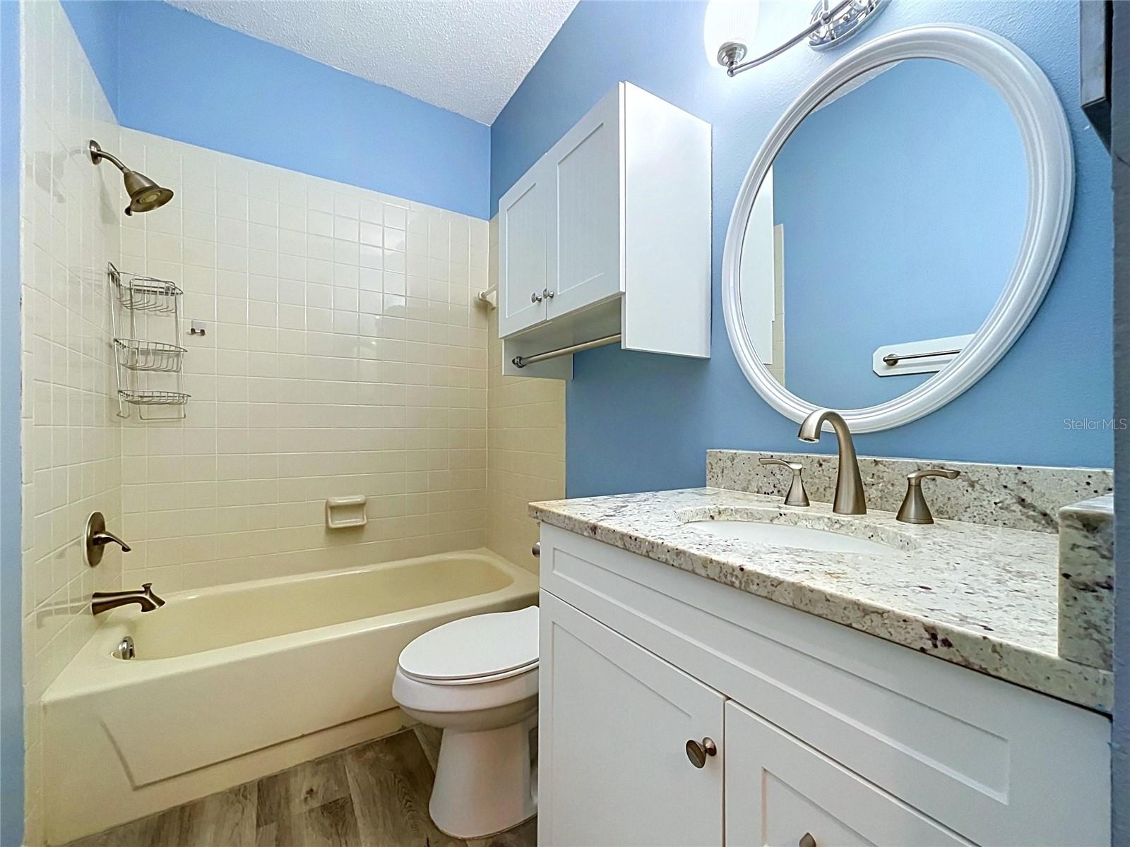 8350 SAVANNAH TRACE CIR #102 — photo 58