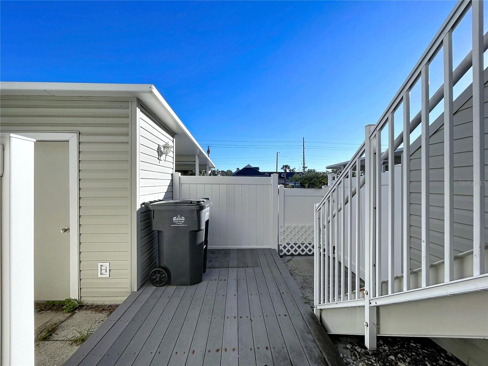 8350 SAVANNAH TRACE CIR #102 — photo 20