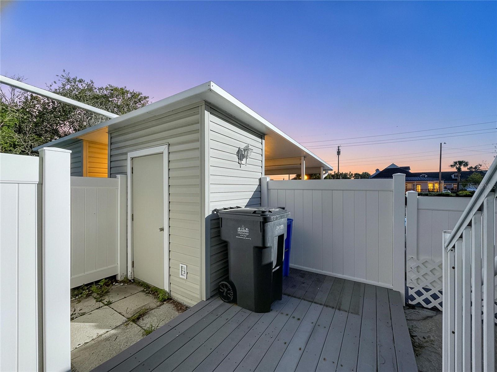 8350 SAVANNAH TRACE CIR #102 — photo 17