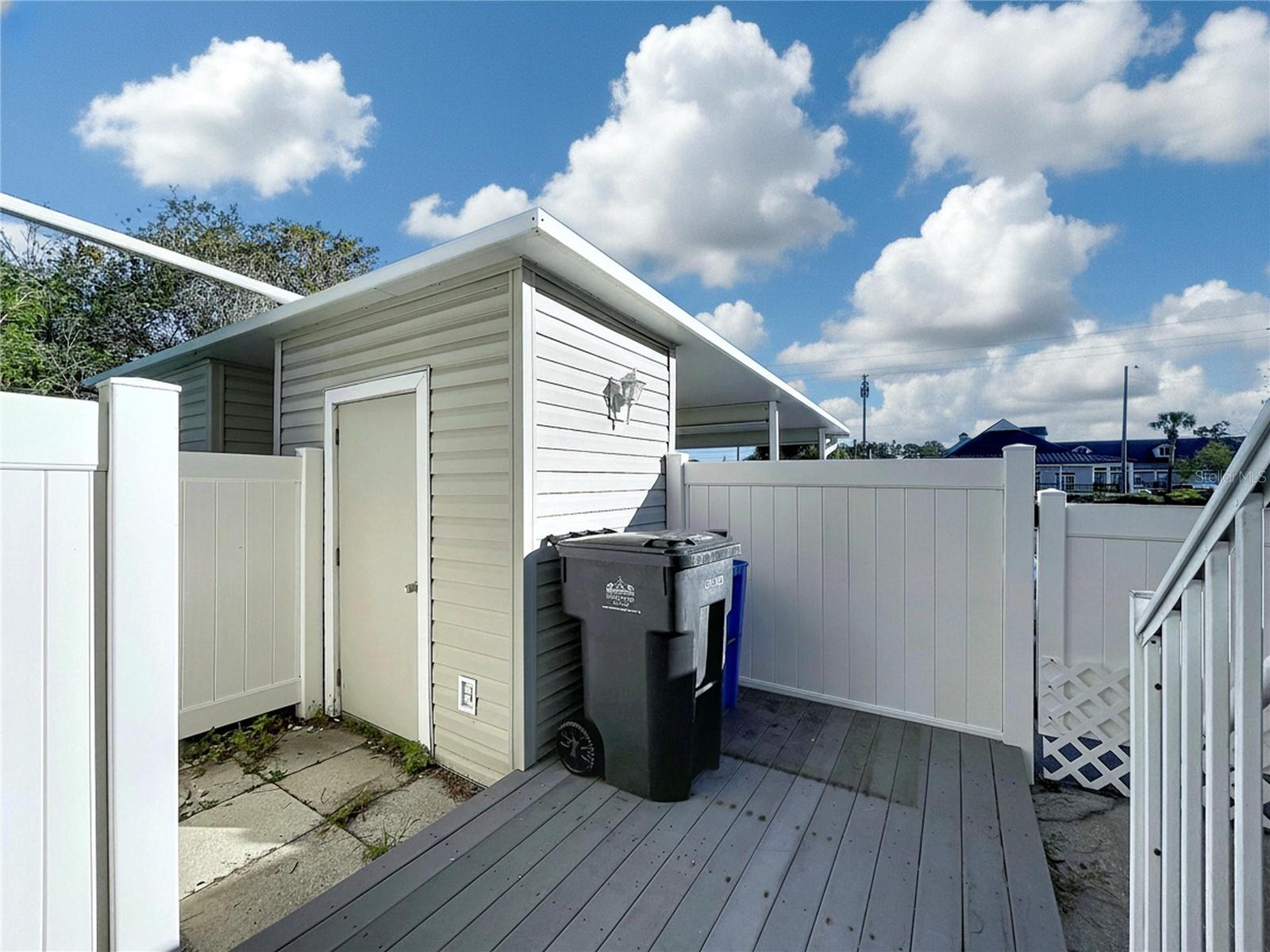 8350 SAVANNAH TRACE CIR #102 — photo 7