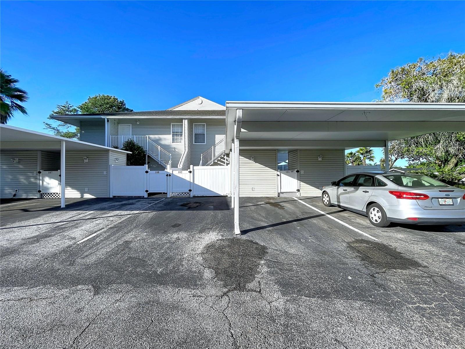 8350 SAVANNAH TRACE CIR #102 — photo 23
