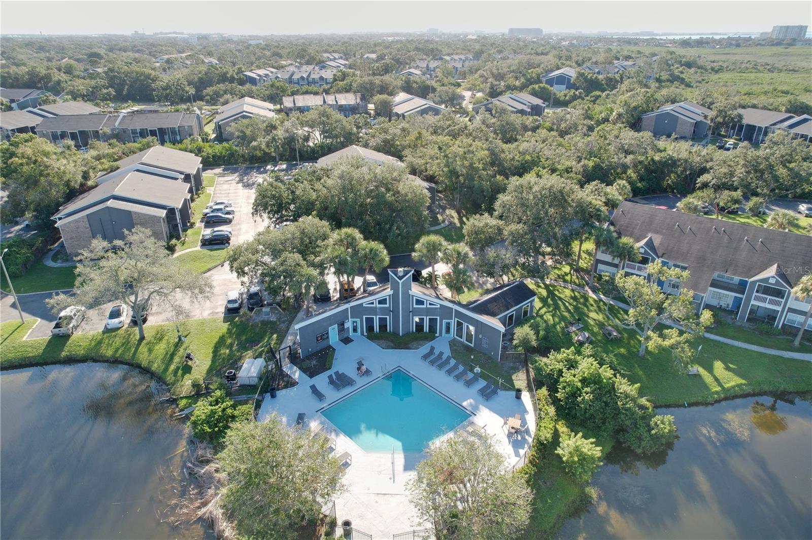 8350 SAVANNAH TRACE CIR #102 — photo 97