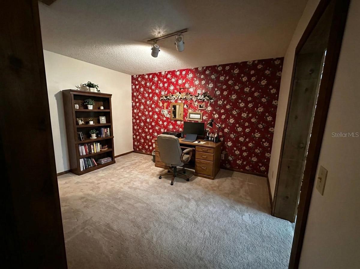 Home in TAMPA — photo 13