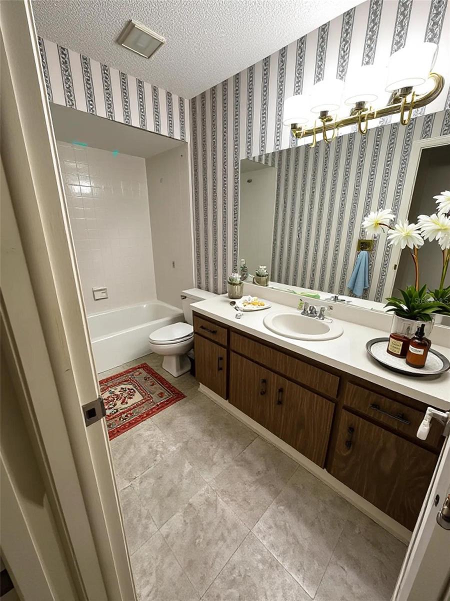 Home in TAMPA — photo 12