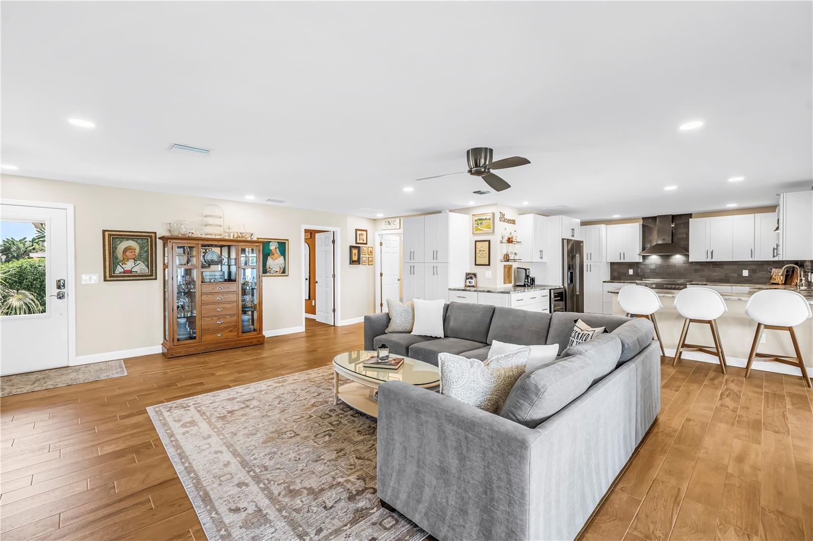 106 WALL ST — photo 12