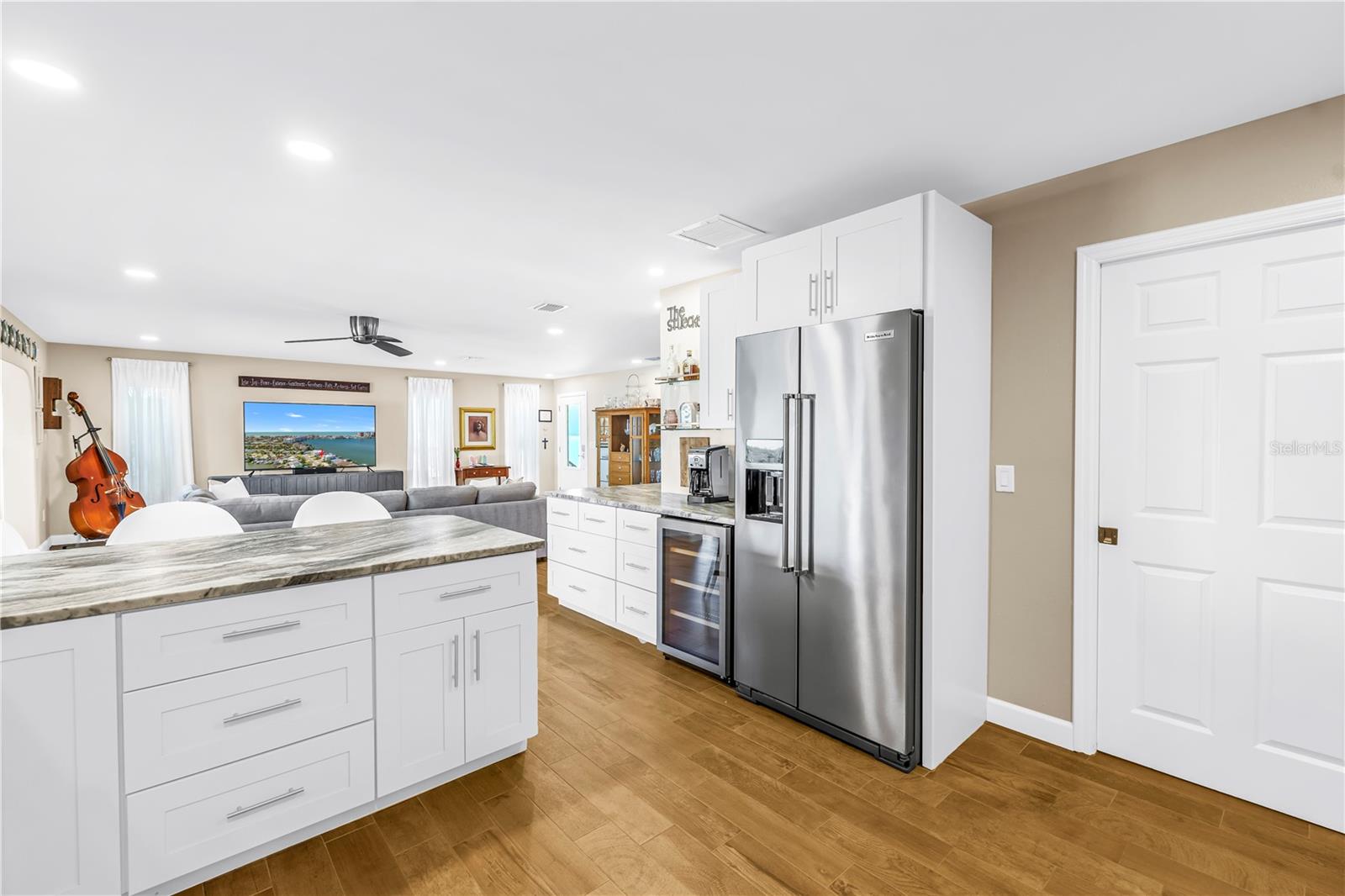 106 WALL ST — photo 16