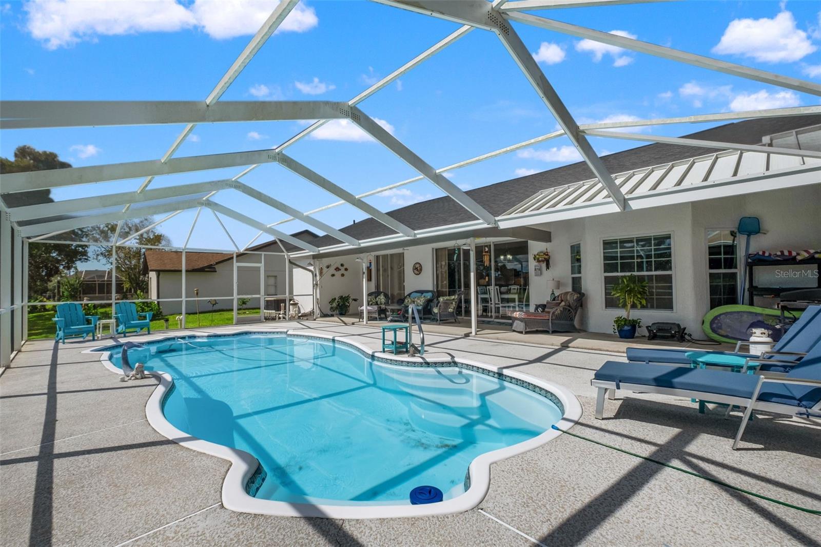 8916 KEATS DR — photo 47