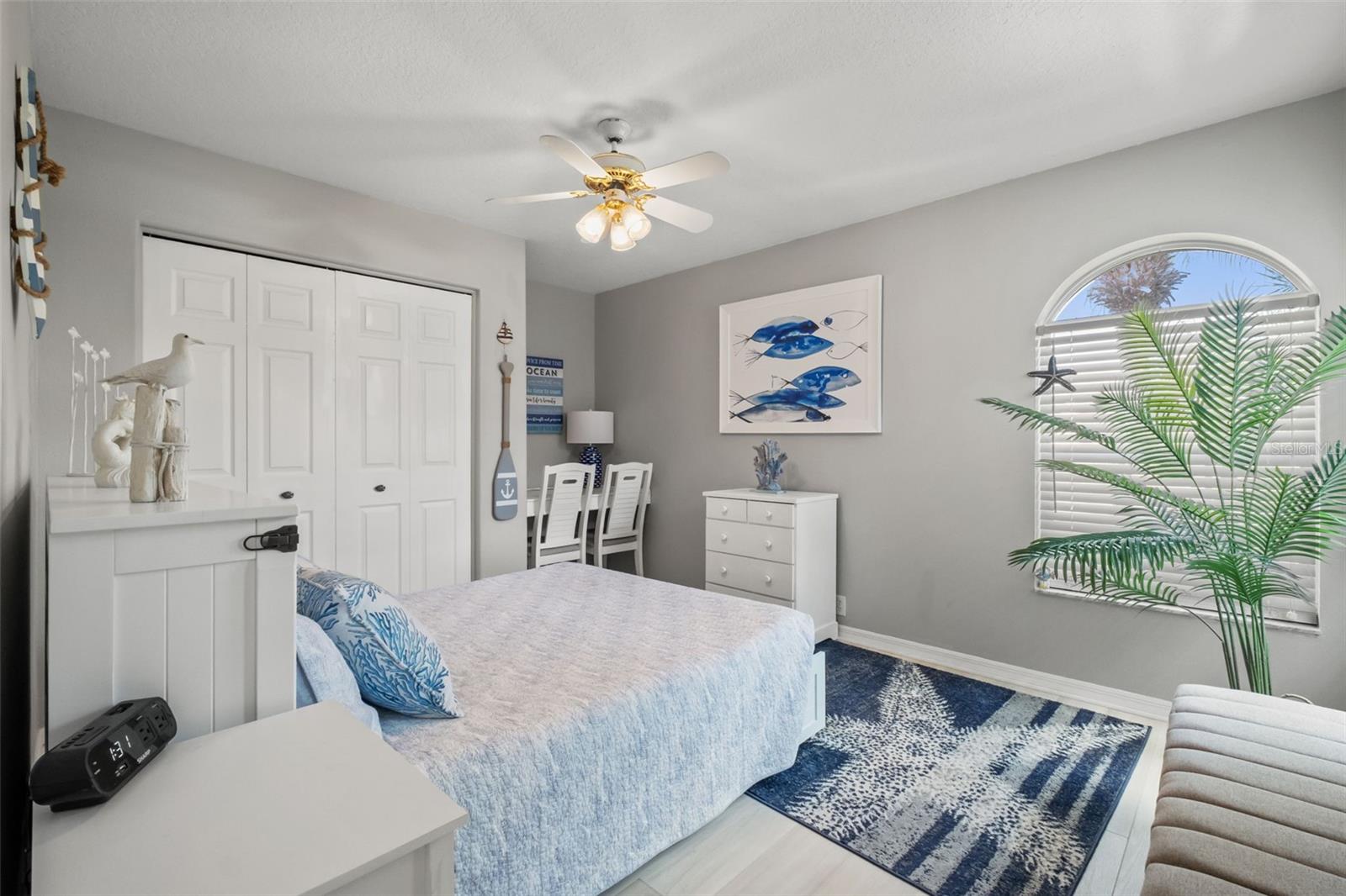 8916 KEATS DR — photo 36