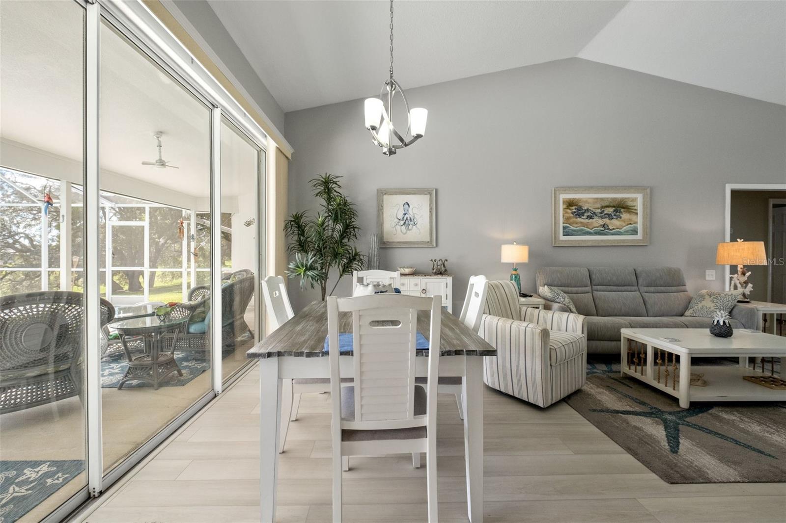 8916 KEATS DR — photo 12