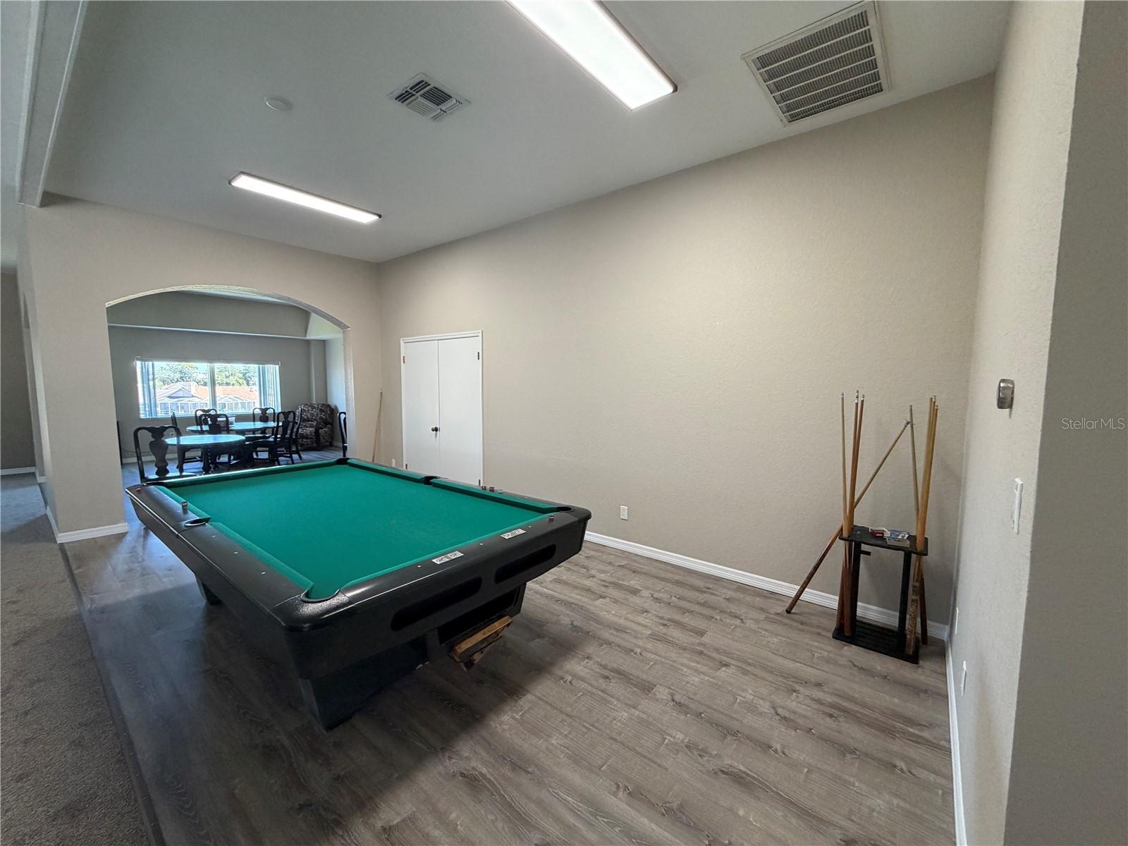 8916 KEATS DR — photo 83