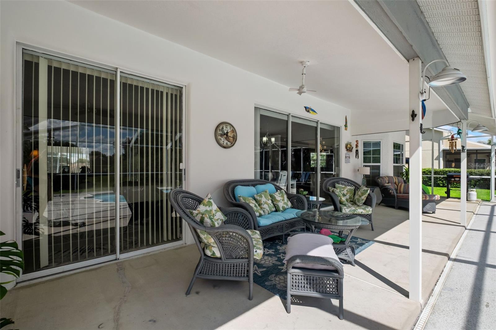 8916 KEATS DR — photo 40